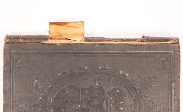 Naprawa płóciennych okładzin grzbietów