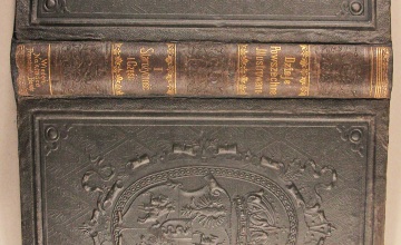 Odnawianie płóciennych okładek grzbietów książek